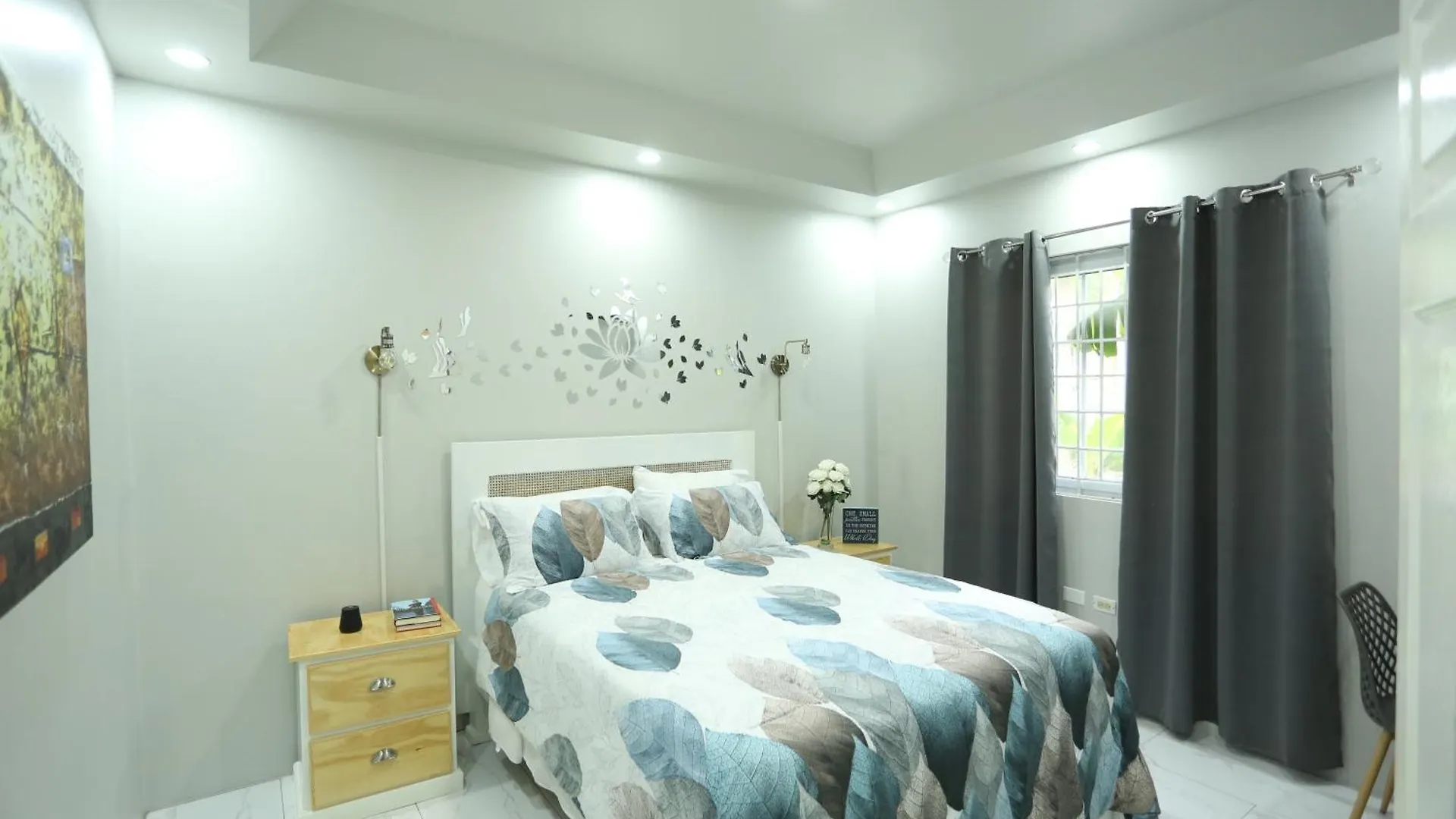 Home Away From Home كينغستون 0*,
